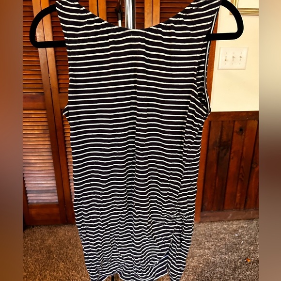 Motherhood maternity nursing top striped size large - Picture 3 of 4